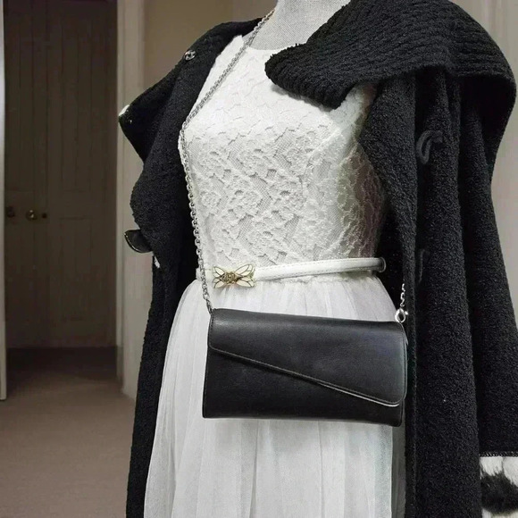 Dior Rencontre Black/Yellow Wallet-On-Chain - Picture 16 of 16